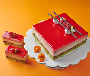 Framboise Pistachio Cake